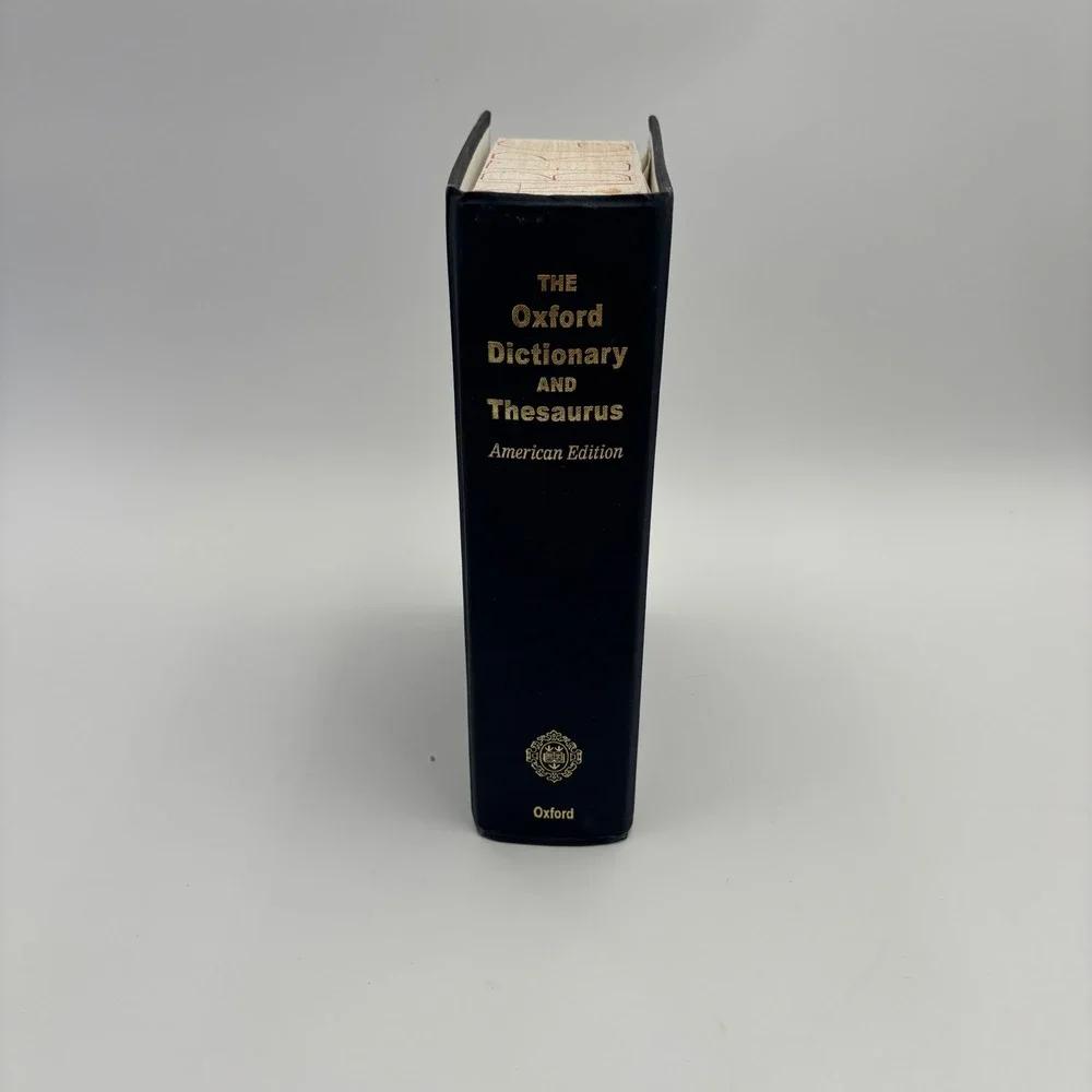 Oxford Dictionary & Thesaurus American Edition 1996 Black Hardcover Thumb-Index - Picture 1 of 8